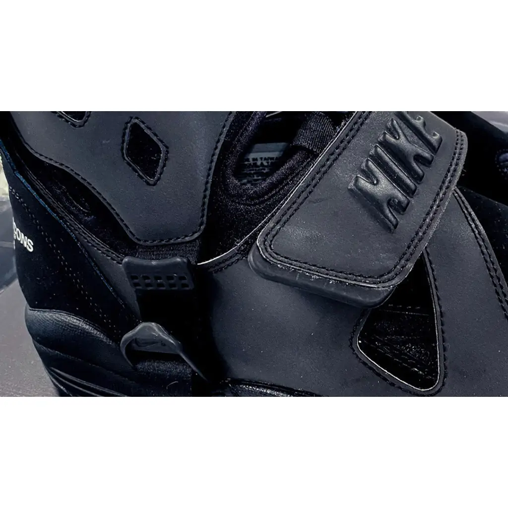 COMME Des GARCONS HOMME PLUS X Nike Air Carnivore Black - Image 2