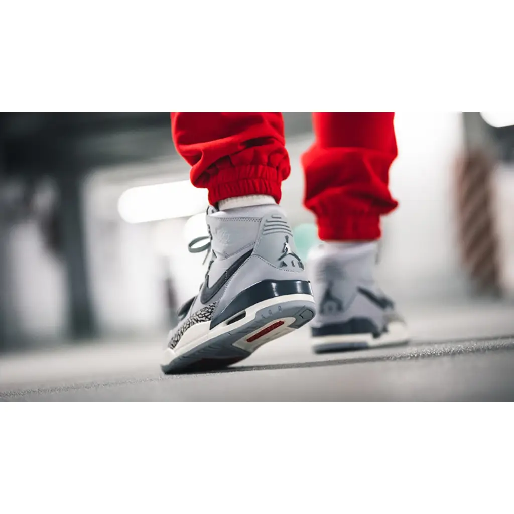 Nike Jordan Legacy 312 Wolf Grey - Image 4