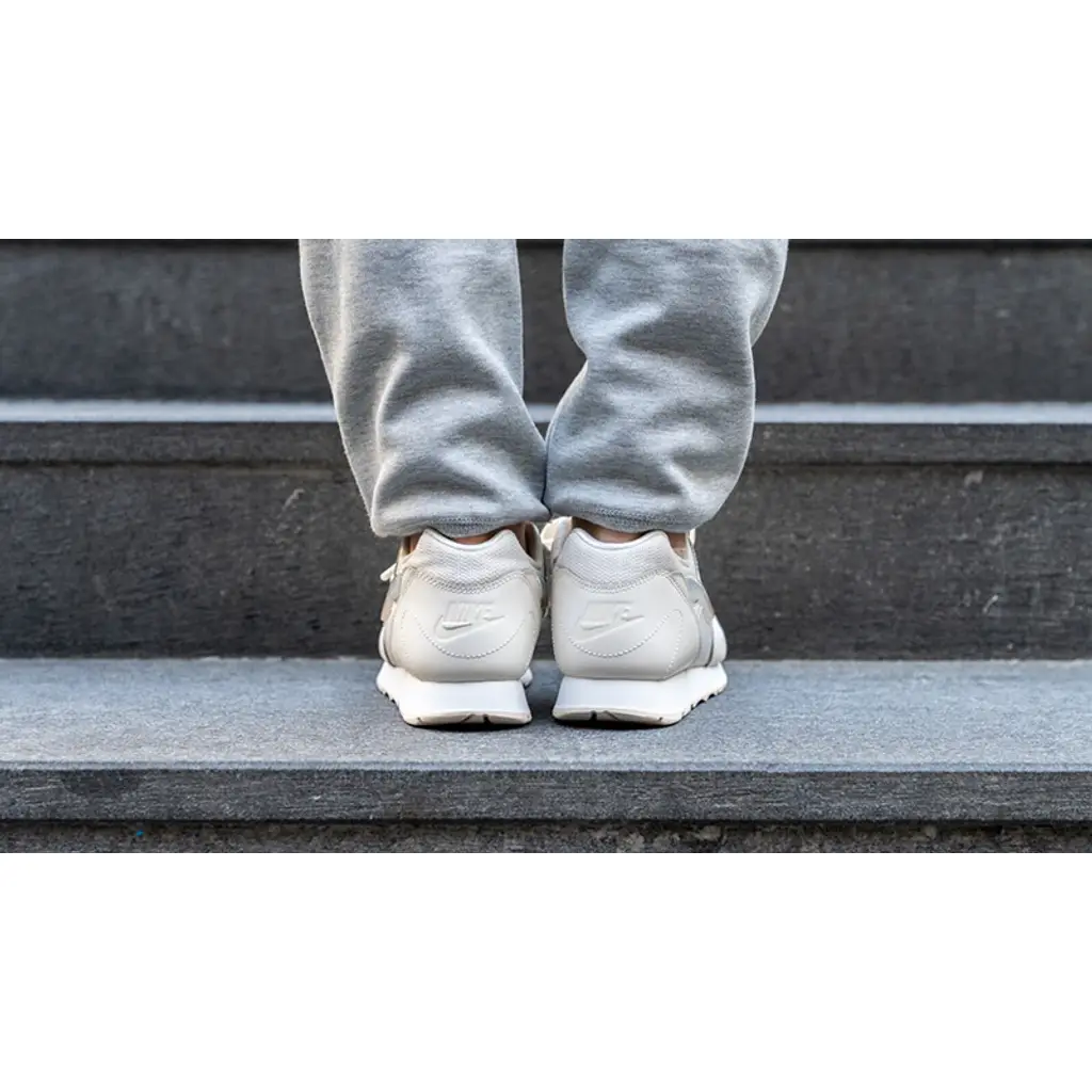 Nike Outburst Premium Guava Ice Women's - Image 5