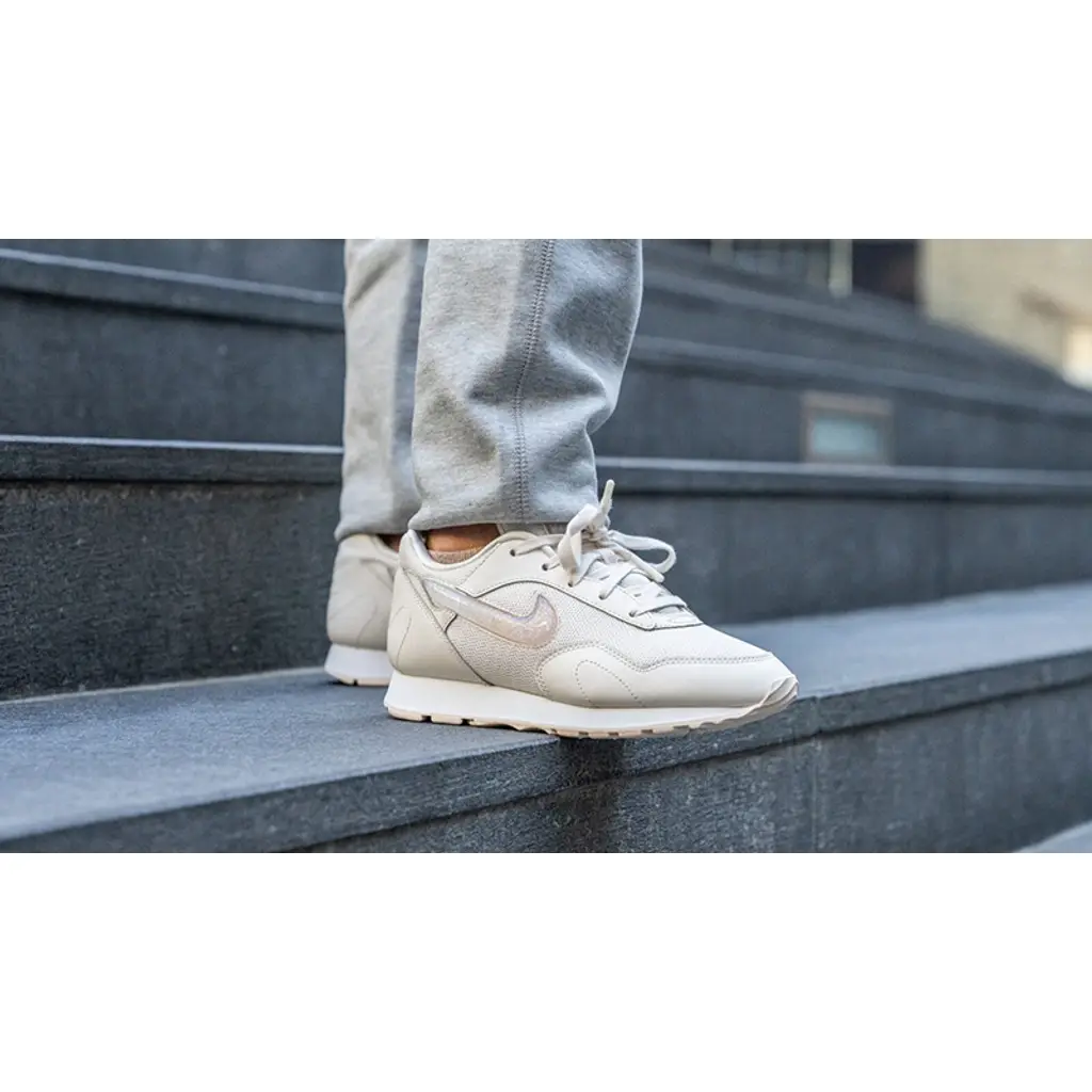 Nike Outburst Premium Guava Ice Women's - Image 2