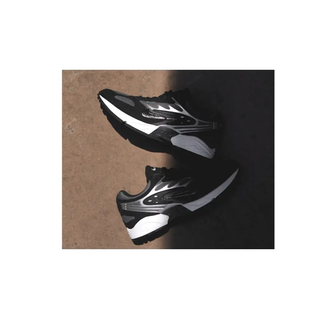 Nike Air Ghost Racer Black Grey - Image 2