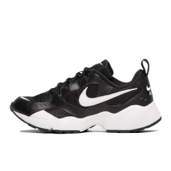 Nike Air Heights Black White