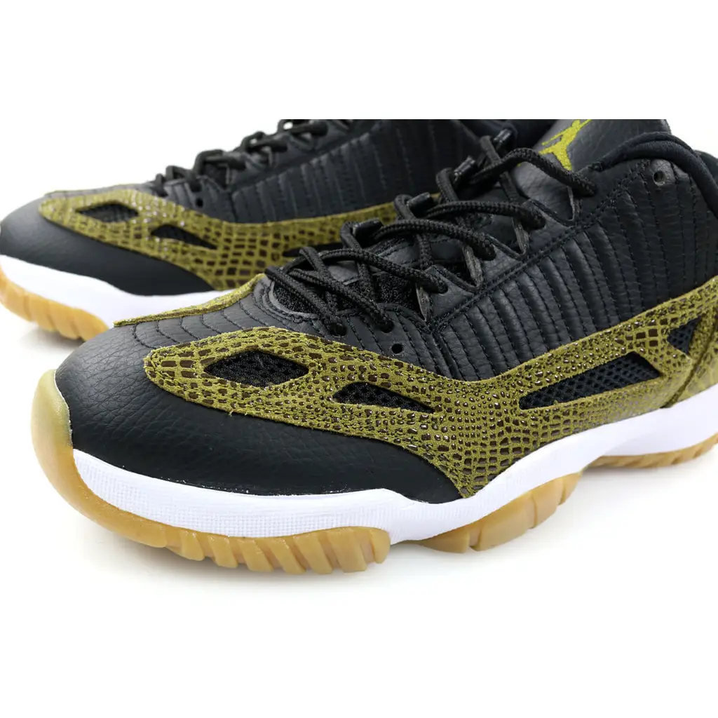 Nike Air Jordan 11 IE Low Croc - Image 2