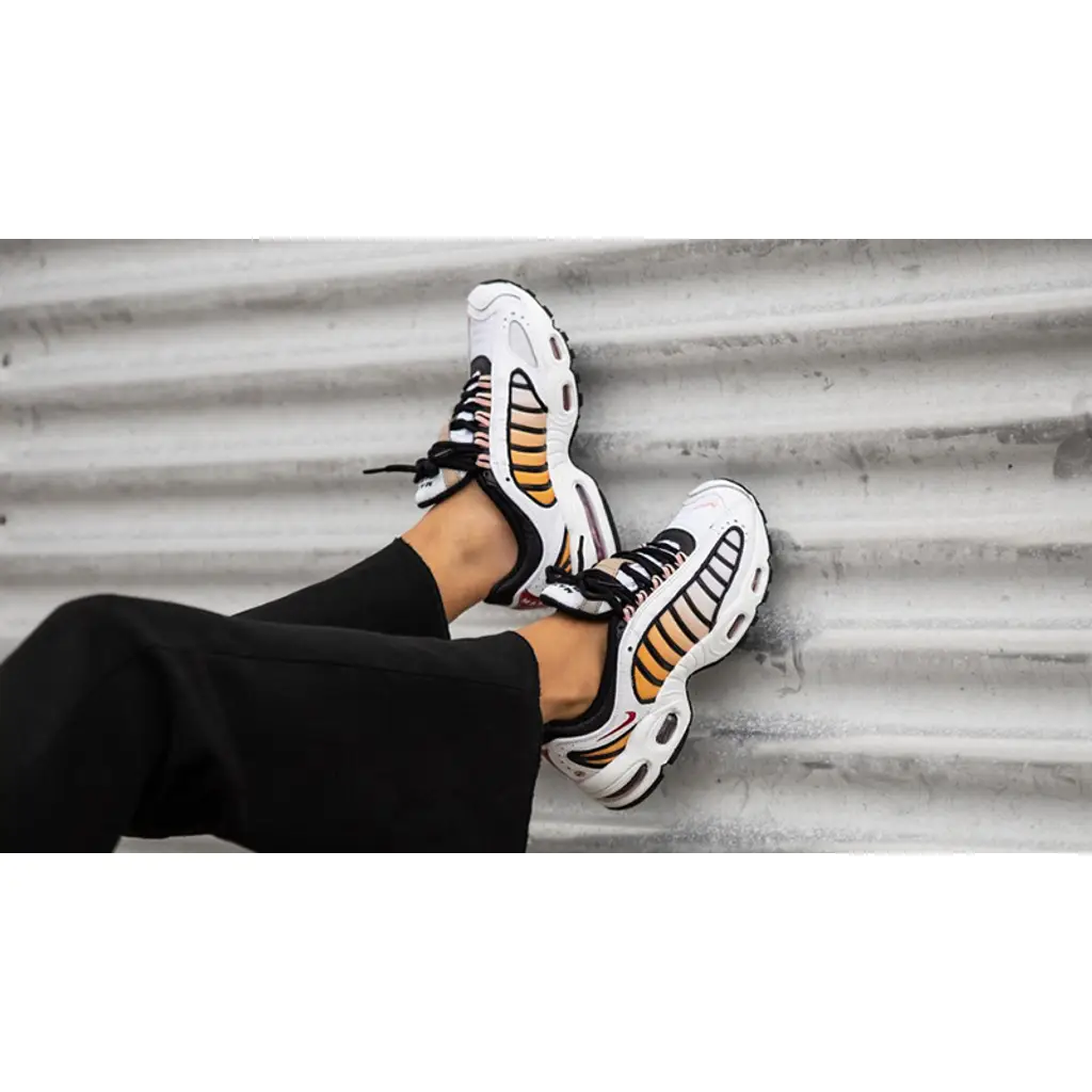 Nike Air Max Tailwind 4 Tiger Womens - Image 2
