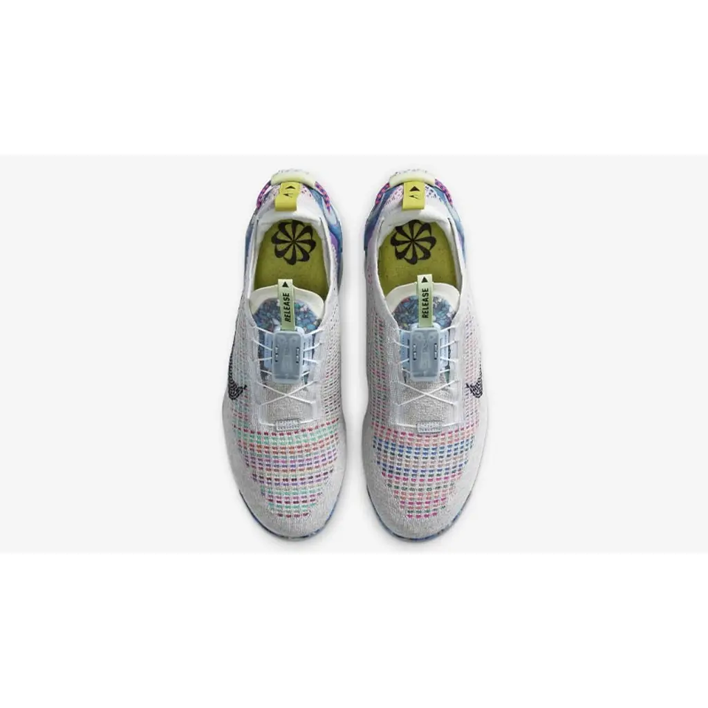 Nike Air VaporMax 2020 Flyknit Pure Platinum - Image 3