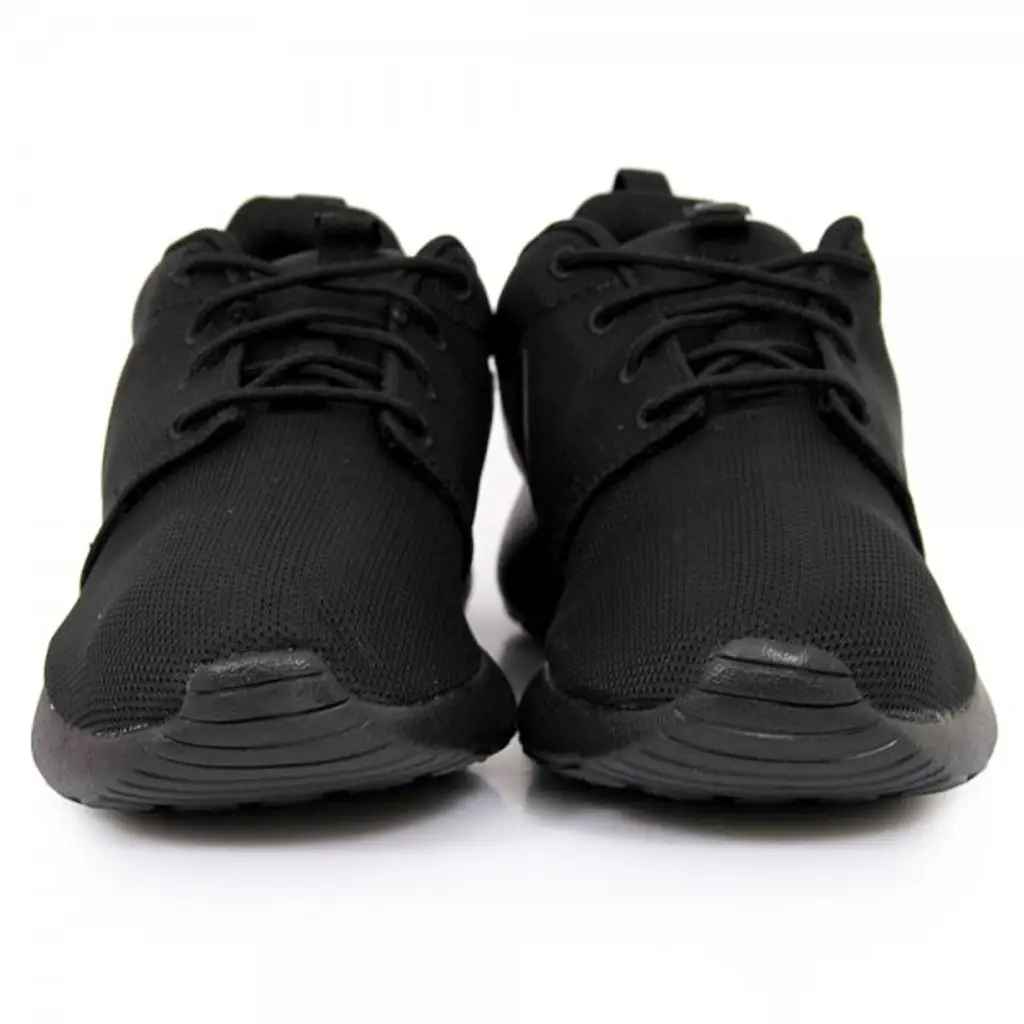 Nike Roshe Run Triple Black - Image 3