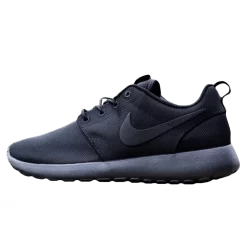 Nike Roshe Run Triple Black