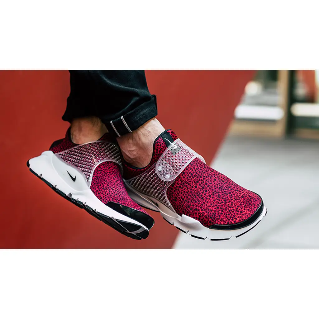 Nike Sock Dart Safari Pack Red - Image 2