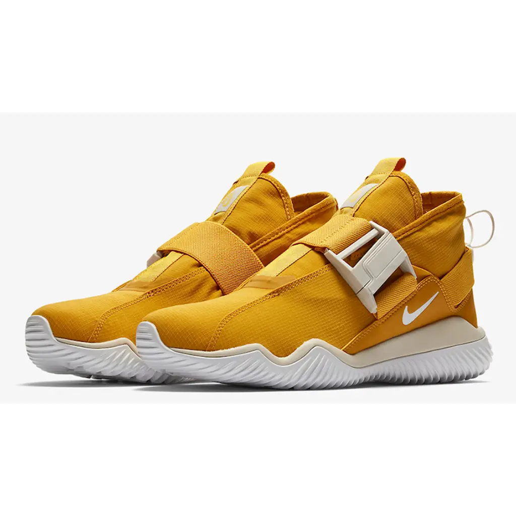 NikeLAB KMTR Mineral Yellow - Image 2