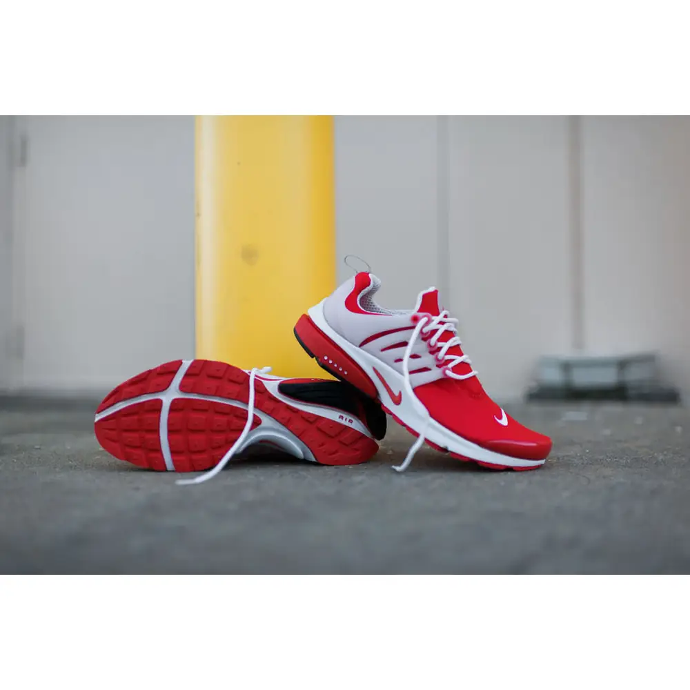 Nike Air Presto Comet Red - Image 14
