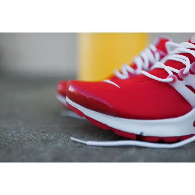 Nike Air Presto Comet Red - Image 12