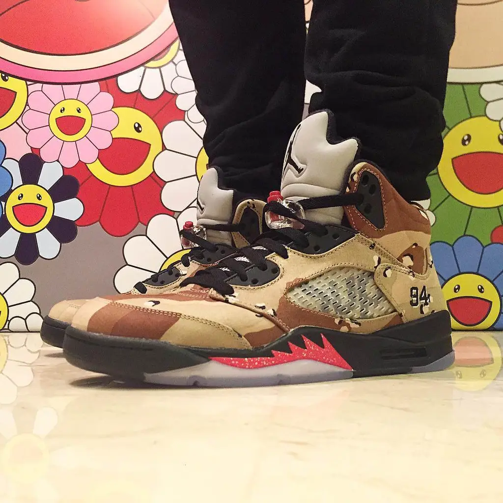 Supreme X Nike Air Jordan 5 Camo - Image 4
