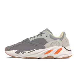 Yeezy Boost 700 Magnet