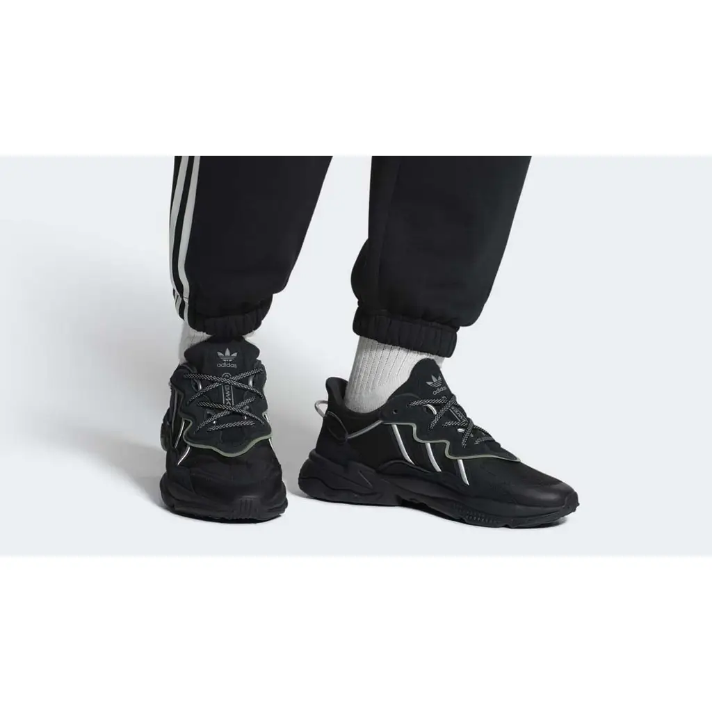 Adidas Ozweego Black Silver Metallic - Image 2