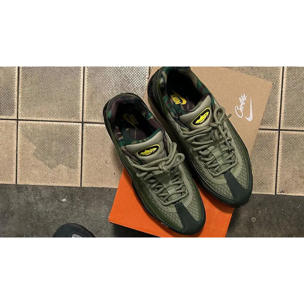 Corteiz X Nike Air Max 95 Olive - Image 5