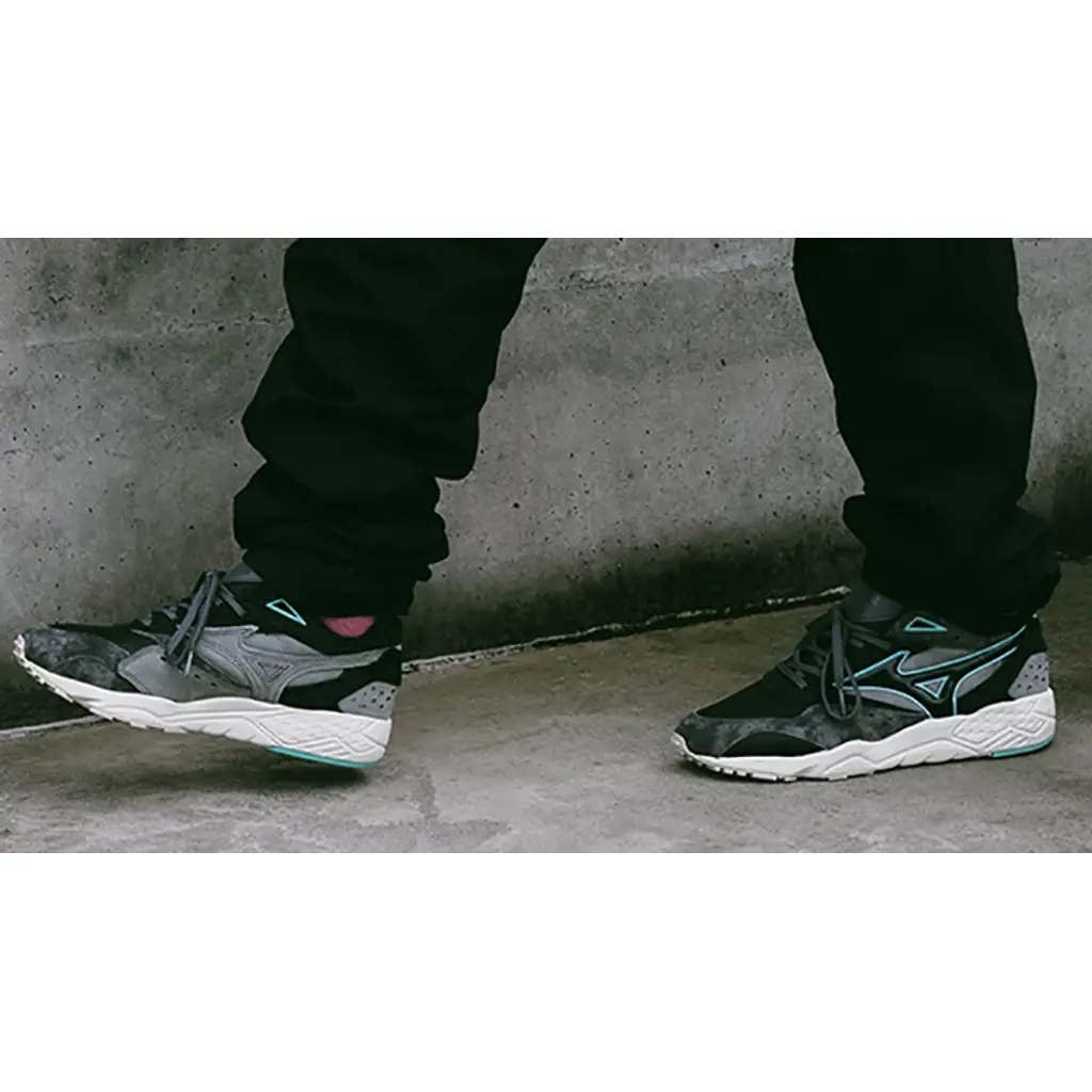 Footpatrol X Mizuno Contender Black - Image 6