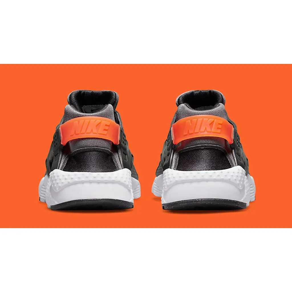 Nike Air Huarache Black Orange - Image 4