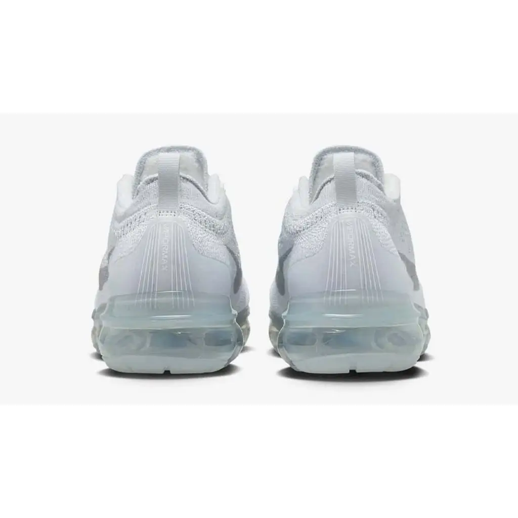 Nike Air VaporMax 2023 Flyknit Pure Platinum - Image 4