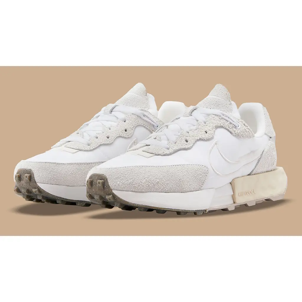 Nike Fontanka Waffle White Phantom - Image 2