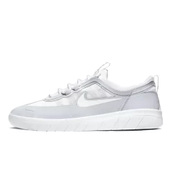 Nike SB Nyjah Free 2 Sky Grey Metallic Gold