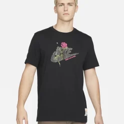 Nike Sportswear Grow Your Sole Graphic T-Shirt - Black