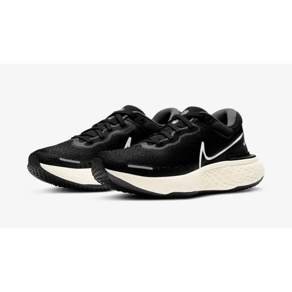Nike ZoomX Invincible Run Flyknit Black White - Image 2
