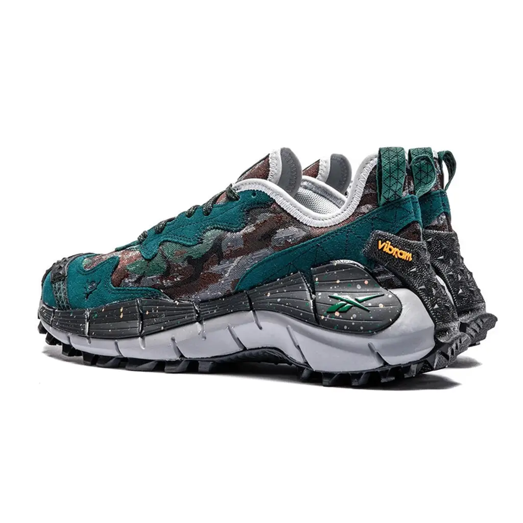 South2 West8 X Reebok Zig Kinetica II Edge Camo Green - Image 4