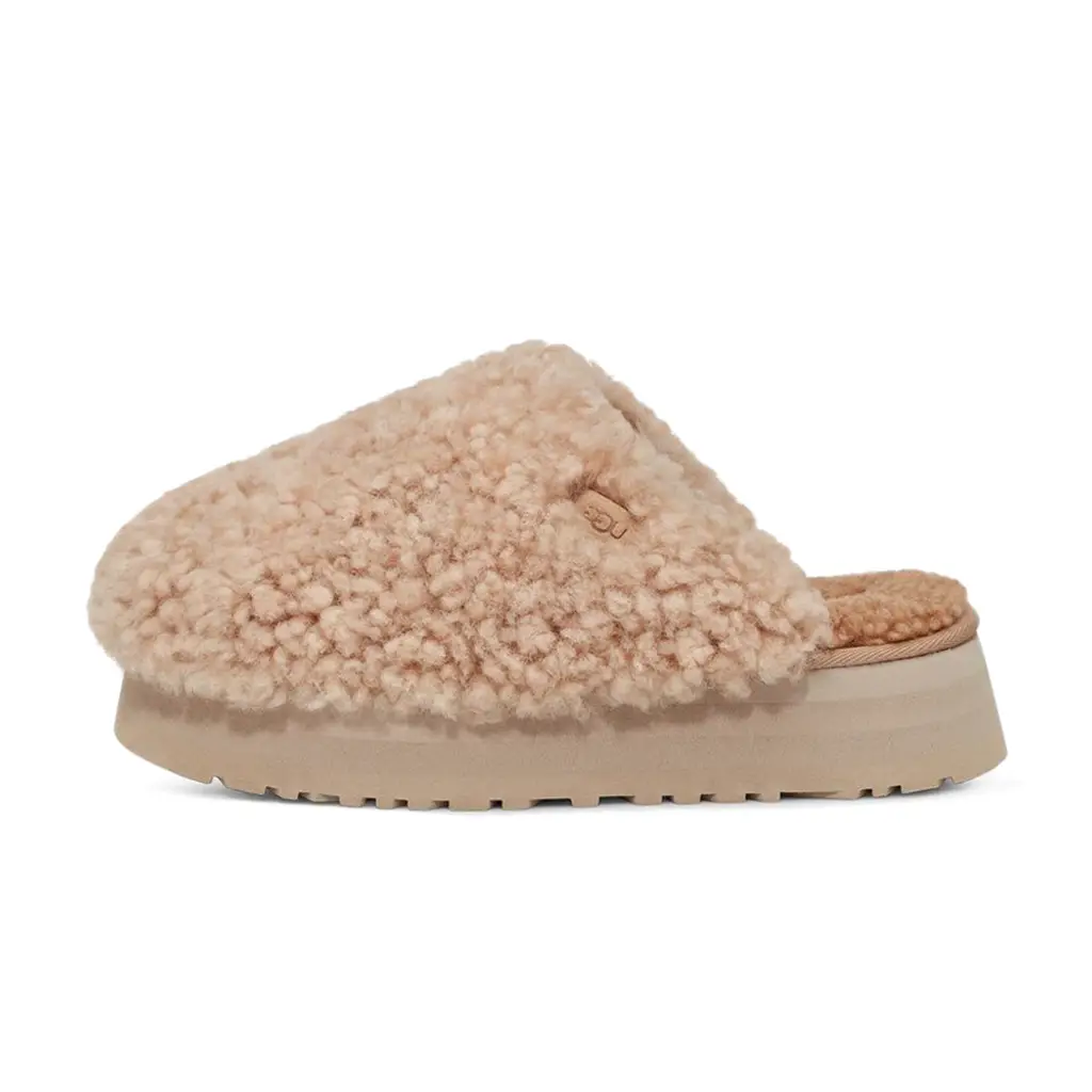 UGG Maxi Curly Platform Slipper Sand