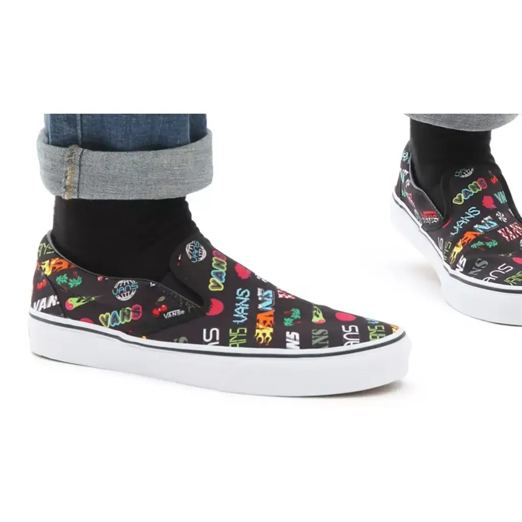 Vans Classic Slip-On Disruptive Black - Image 2