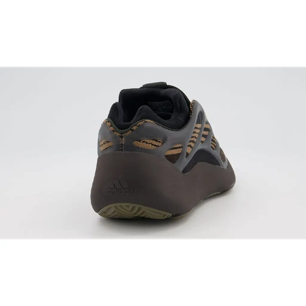 Yeezy 700 V3 Clay Brown - Image 5