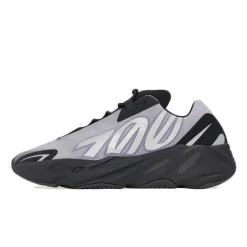 Yeezy Boost 700 MNVN Geode