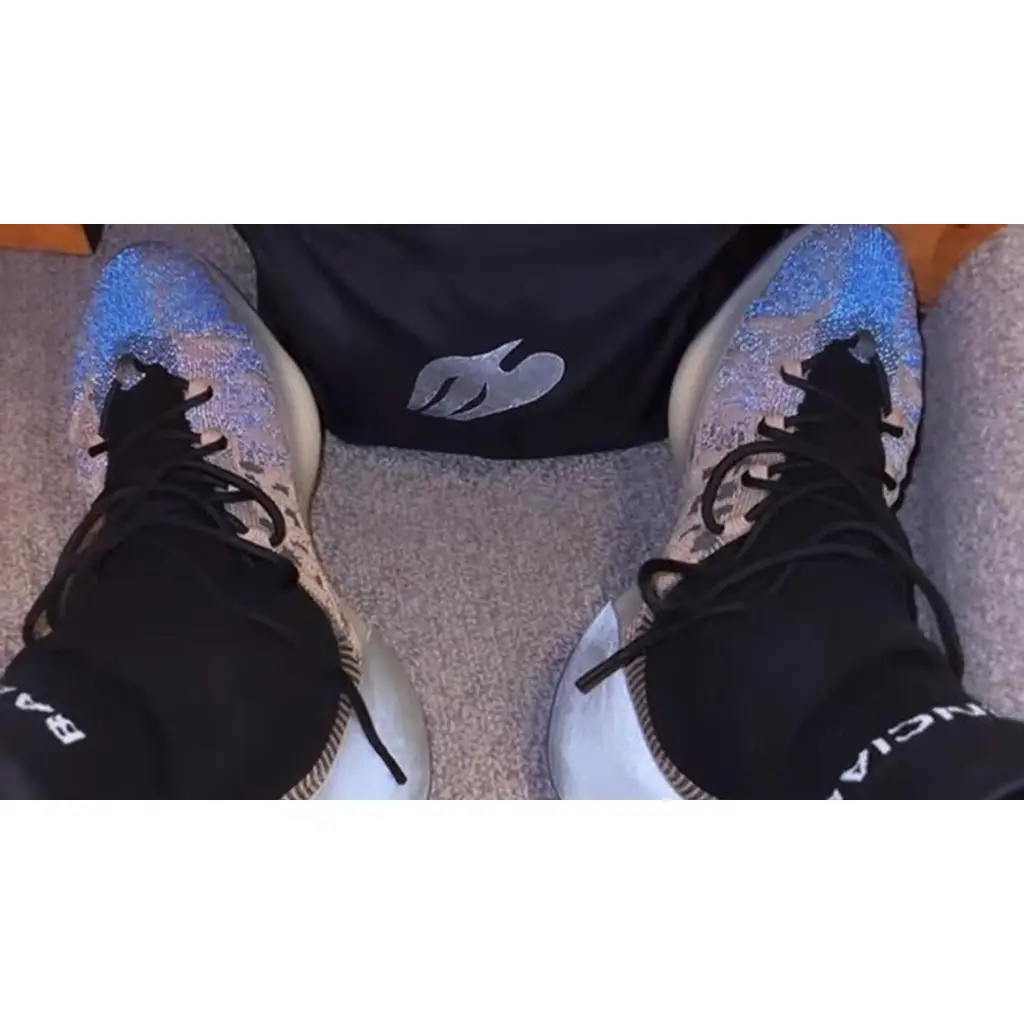 Yeezy BSKTBL Knit Slate Azure - Image 4