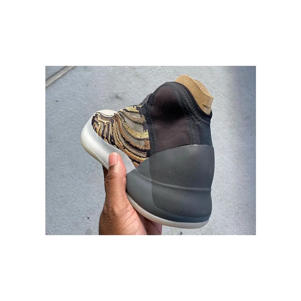 Yeezy QNTM Amber Tint - Image 7