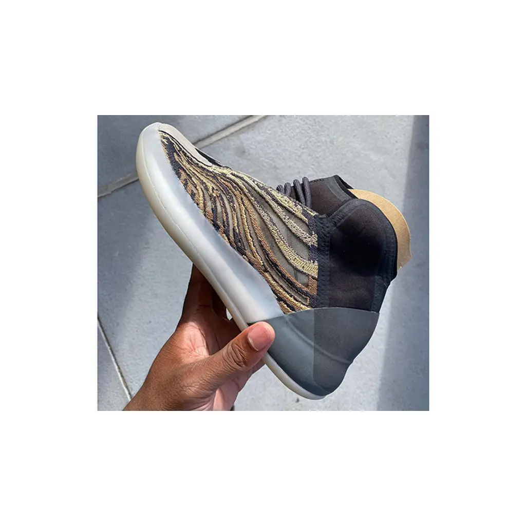 Yeezy QNTM Amber Tint - Image 6